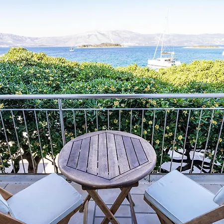 Nikolina Lu - Two-bedroom With Balcony Apartman Lumbarda